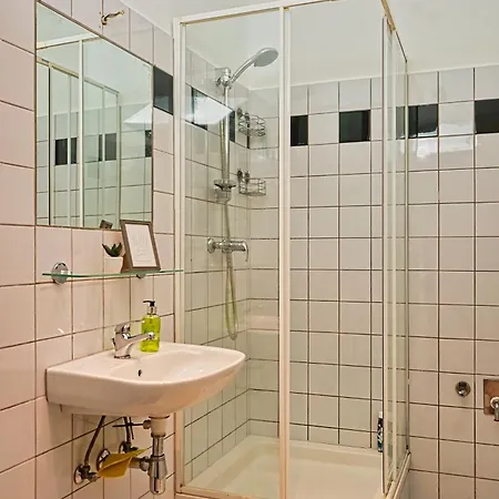 Vienna Home Stay Apartments Exterior photo