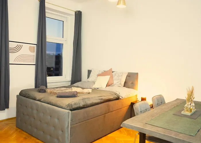 Vienna Home Stay Apartments