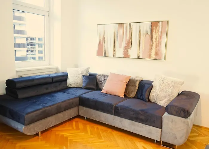 Vienna Home Stay Apartments